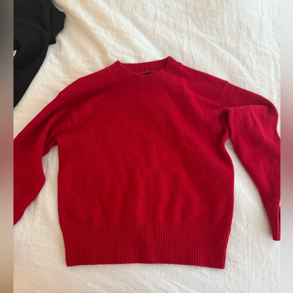 Banana republic crew neck sweater
